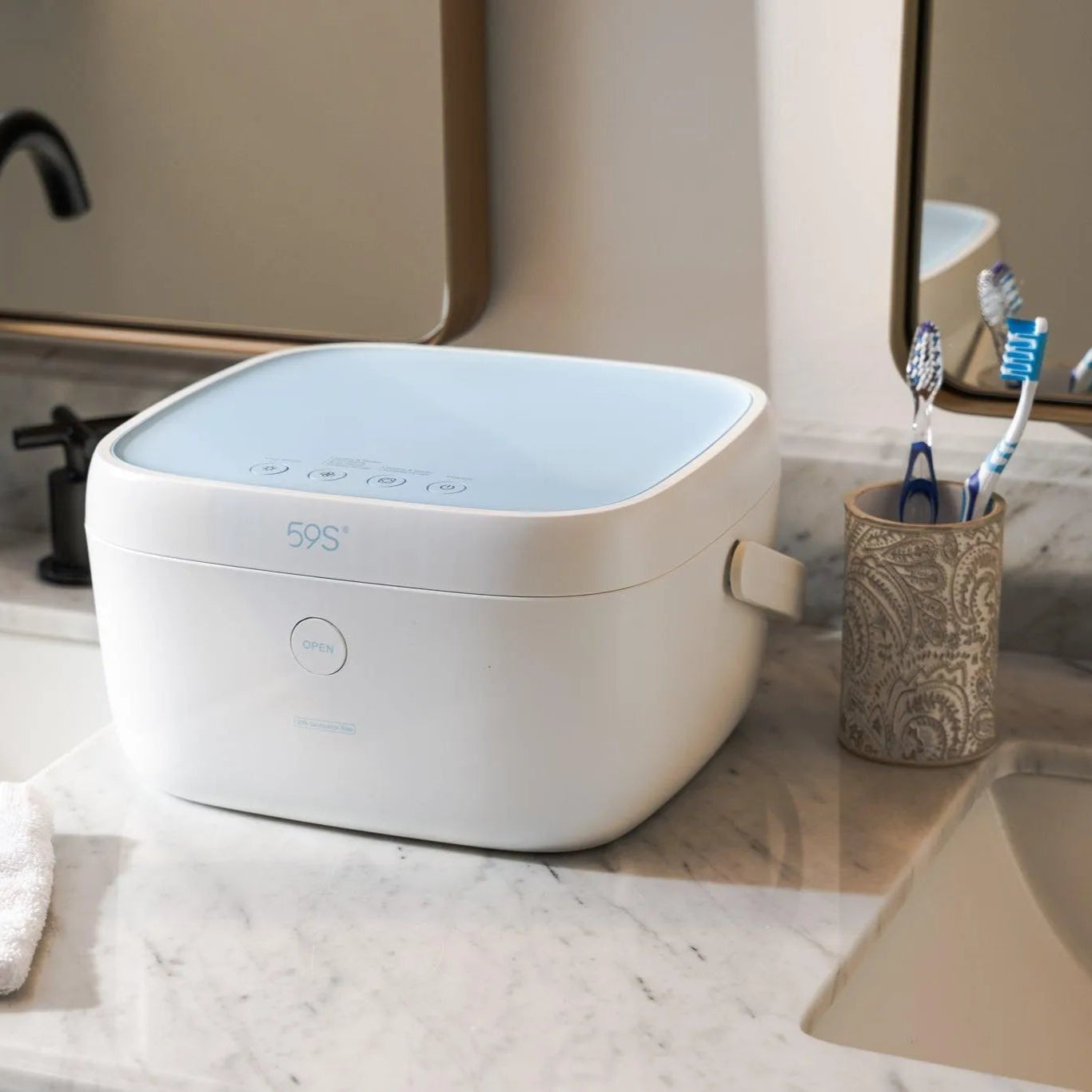 Liviliti Paptizer UVC LED Smart CPAP Sanitizer