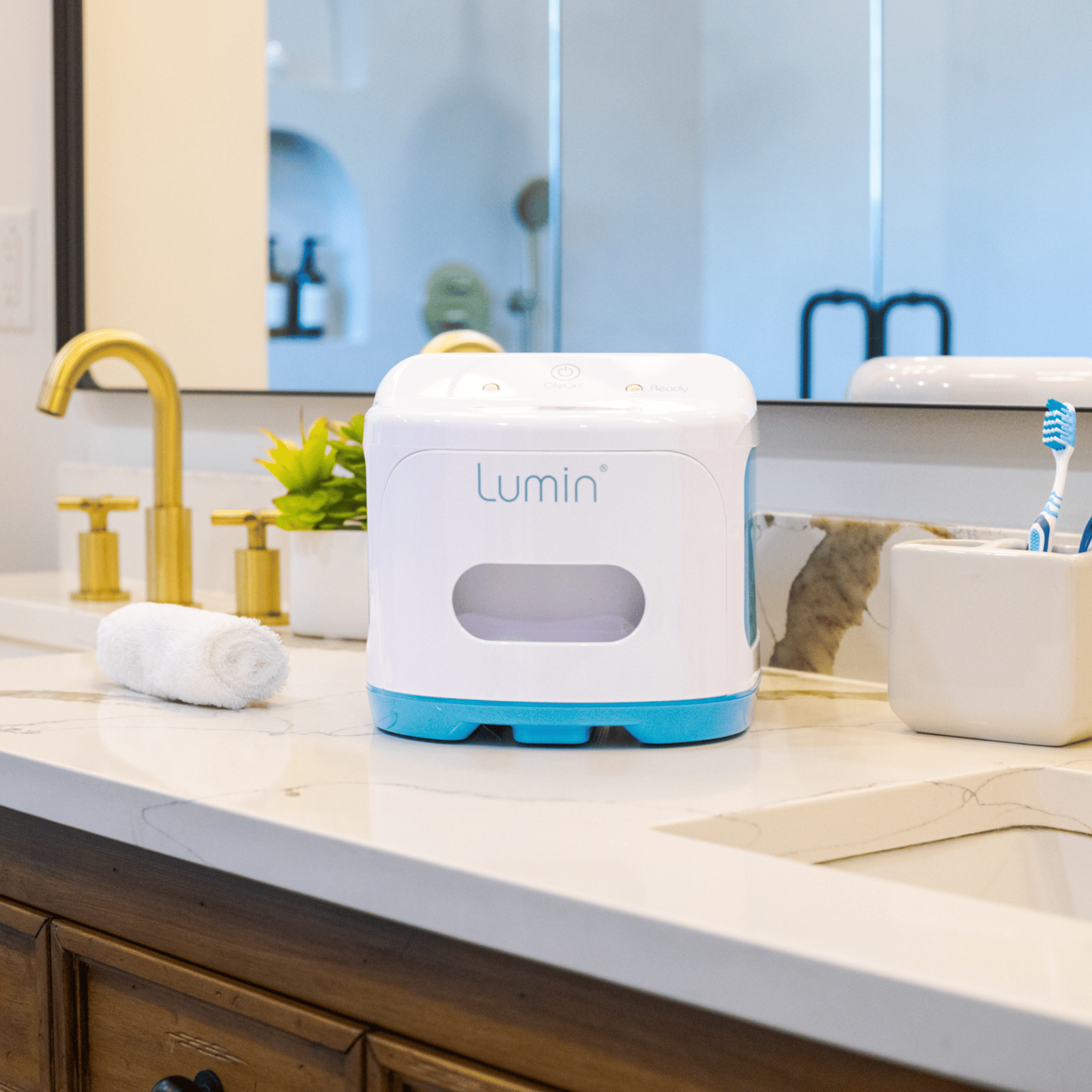 Lumin UV Sanitizer