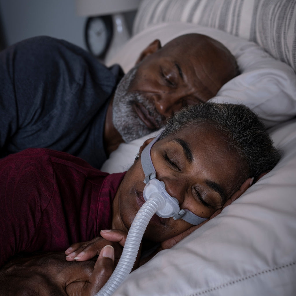 AirSense 11 with P10 Nasal Pillow Mask Bundle